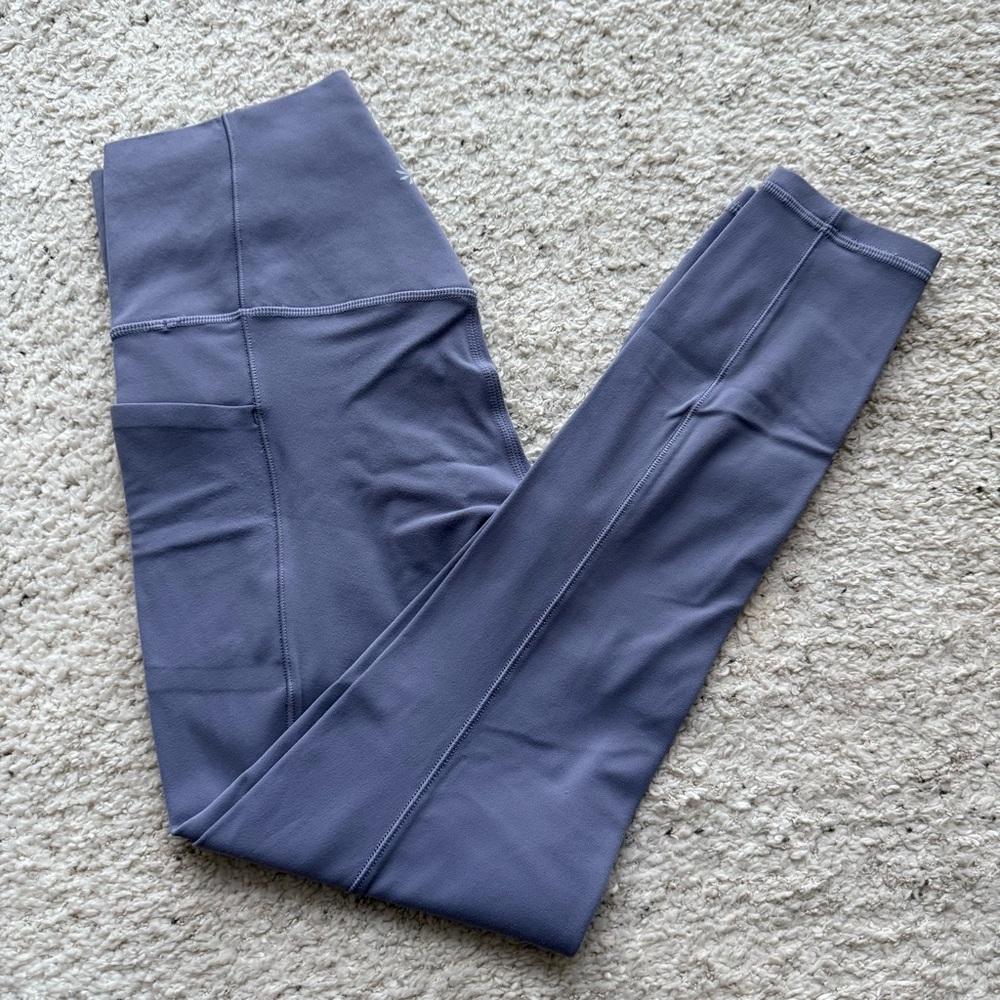 Athleta Salutation Stash II 7/8 Tight